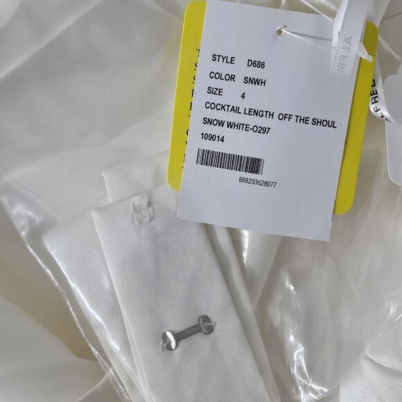 2/$50 Alfred Sung Off-the-Shoulder Cocktail Dress Snow White D686 Size 4 - Picture 4 of 5